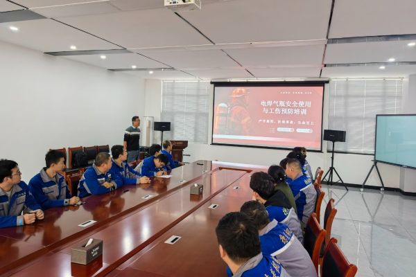 規(guī)范操作流程，共筑安全防線—泰安德美機電成功舉辦工傷預(yù)防專題培訓(xùn)